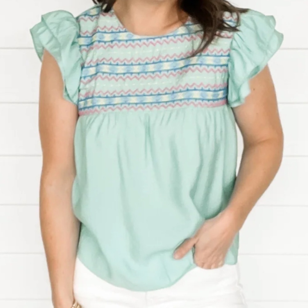 The Azura aqua / colorful embroidered flutter sleeves feminine cute top blouse L